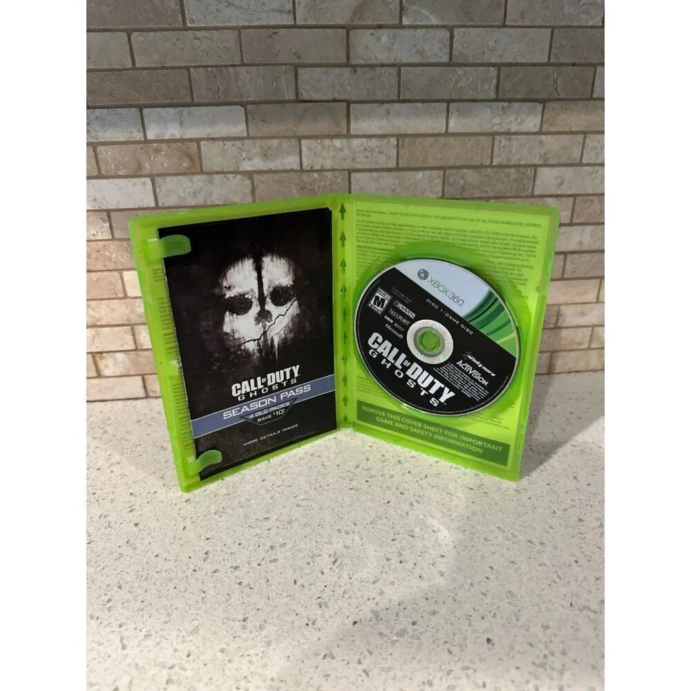 Xbox 360 video game bundle‎